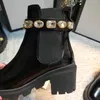 Fashion Boots Buty damskie luksusowe obcasy zimowe but martin botki śnieżne dla miłośników czarnych haftowanych skórzanych botków na buty na pięcie Kobiety Wysokiej jakości but