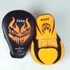 Bokserstwo ręczne PU skórzane MMA Focus Punch Sanda Training Rękawiczki Mitts Karate Muay Thai Kicking Pad 2PCSLOT9896555