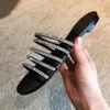 Sıcak Satış-Moda Lüks Kadın Patent Deri Terlik Kristal Dudaklar Kalp Flats Maşa De Designer Sandalet Sliders Hausschuhe