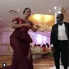 Bordo Gelinlik Modelleri Afrika Off Omuz Off Onur Ofisi Dreess Peplum Seqruined Üst Ön Bölünmüş Düğün Töreni