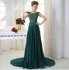 Ny högkvalitativ grön spetsapplikation Word Shoulder Bridesmaid Dresses Long Tail Back Small Hollow pärlklänningar