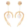 Wholesaldangle earrings for women luxury designer pearls C dangling earrings fashion gold ear dangles jewlery accessories love birthday gift