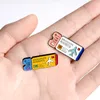 Broches Pins voor Vrouwen Boarding Card Leuke Kleine Grappige Emaille Kerst Demin Shirt Decor Broche Pin Metalen Kawaii Badge mode-sieraden