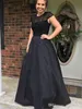 Elegant Black Sexy Dresses Jewel Neck Open Back Illusion A Line Lace Floor Length Formal Party Evening Gowns Special Ocn Dress