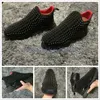 Fashion Luxury Uomo Donna Casual Spikes Scarpe con strass Ladies Party Walking Shoes Sneakers Chaussures De Sport Slip on