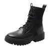 Martin Boots femenino 2020 Nuevo tacón bajo grueso con zapatos de mujer de otoño Factory Explosions Direct Boots British Short Short