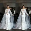 Ekskluzywne projektowanie Wrap Wrap 2019 Tiul Cloak Lace Ladies Bridal Cape Bridal Shall Dostosowane kurtki ślubne SHI3066