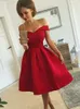 Simple 2019 Off the Shoulder Short Prom Dresses Black Red Knee Length Custom Made Cheap High Quality Formal Party Gowns