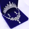 2019 Silver Crystal Flowers Bridal Jewelry Set Rhinestone Statement Halsbandörhängen Kronor Set Wedding Dress Accessories9330674