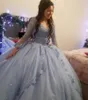 Princess 2020 Blue Tulle Quinceanera Dresses 볼 가운 깎아 지른 긴 슬리브 레이스 파티 파티 데뷔 턴 15 Sweet 16 Dress Vestidos de Q4084672