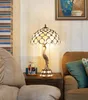 Dimbar European Style Bedroom Bedside Table Lights Tiffany Shell Bird Lamp American Personlighet Ny design Unika patentbordsljus