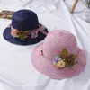 Elegant Ny Lace Straw Sun Hat för Kvinnor Wide Brim Hat Ladies Flowers Lace Beach Caps Sun Visor Hat Trilby Summer