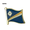 Insignia de solapa de la bandera de Mali Insignia de la insignia Pasadores de la solapa Insignias Broche KS0115