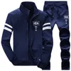 Mens tracksuit set 2018 sportkläder övning hoodies kostym höst vinter män sweatshirt jogger byxor sätta sudaderas hombrre d28