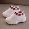 مصمم طفل LED LED Light Shoes Kids Boys Girls Baby Baby Sneakers Infant Outdoor Running Sport Shoes Soft Breatable Comfortabl7035449