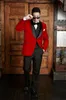 Red Groom Tuxedos Black Shawl Lapel Groomsman Bröllop 3 Piece Suit Fashion Men Business Prom Party Jacket Blazer (Jacka + Byxor + Tie + Vest) 2652