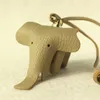 손수 만든 정품 가죽 귀여운 암소 황소 재미있는 럭키 코끼리 키 체인 펜 던 트 동물 열쇠 고리 남자 여성 가방 매력 소녀