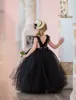 2021 Noir Puffy Tulle Princesse Petite Fille Pageant Robes De Bal Bretelles Spaghetti Dos Nu Fleur Fille Robes De Noce Robes AL4602