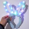 Tiara de Orelhas de Coelho de Pelúcia Piscando em LED Feminino Meninas Coelhinha Faixa de Cabelo Iluminada Argola Brilhante Lembrancinhas de Festa de Aniversário Decoração de mesa