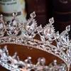 Barok Sparkling Beaded Bruid Hoofpiezen Crystal Rhinestone Geaf versierd Bridal Crown Top Sale Princess Head Tiaras Accessoires