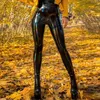 Sexy PU Patent Skórzane spodnie Shiny Skórzane Spodnie Ołówek Kobiety Czarne Latex Girls Slim Skinny Spodnie Kobiet Miękkie Ciepłe Legging T200113