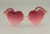 Bestsäljande högkvalitativa hjärtformade graverade linssolglasögon, Diamond Natural Wood Hand-Carved Pattern Temple Solglasögon 8300686-A