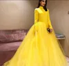 Saudyjska Arabska Z Długim Rękawem Wysokiej Neck Żółty Prom Dresses Tulle Suknie Balowe Sweet 16 Dress Quincenera Formalne Eleganckie Suknie Wieczorowe Szaty