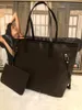 Bolsos de diseñador en relieve negro monedero bolso de mano de cuero de la pu bolsos de diseñador de moda mujer marca famosa bolso de hombro monedero tamaño MM alta calidad