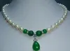 New Fine Pearl Jewelry natürliche grüne Jade Südsee weiße Perlenkette 17inch
