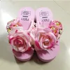 Mais Populares 2019 New Original Flores Artesanais pérola Flip Flops Sapatos de Verão Mulheres Sandálias Plataforma Cunhas Sapatos Sandálias Mulher chinelos