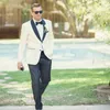 Ivory White Men Garnitury dla Garnitury Wedding Custom Made BioreGroom Groomsmen Slim Fit Formalny pan młody Nosić Najlepsze Kurtki Man Tuxedos Blazer 2piepieces