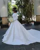 Elegante satijnen jurken Lange mouwen Chapel Train Simple Plus Size Custom Made Wedding 2020 Aficaanse bruidsjurk Vestido de novia