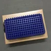 NIEUW Vergelijk met vergelijkbare items Vrouwen en mannen lange stijl portefeuilles panelen Spiked Clutch Bags patent echte leer klinknagels ba286u