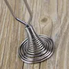 Ägg Beater Spring Coil Wire Whisk Hand Mixer Blender Rostfritt stål Ägg Tools Hantera Stiring Köksredskap F20173979