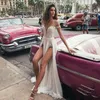 Robes de mariée bohème 2019 cuisse-haute fentes dentelle appliques Double Split pas cher en mousseline de soie plage robes de mariée robe de casamento