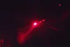 2 In1 Red Laser Pointer Pen Gatos Brinquedos Chaveiro com Branco LED Light Show Portátil Infravermelho Vara Engraçado Tease Pet Toy Com Varejo P8408718