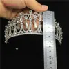 Klasyczny księżniczka Crown Crystal Pearl Bridal Wedding Tiara koronki Akcesoria do włosów Biżuteria RE3049