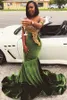 Azeitona verde da sereia Vestidos de baile Off The Shoulder Appliqued Velvet Evening Vestidos Trem da varredura Plus Size Vestido formal