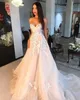 Abiti da sposa sexy a-line con scollo a cuore 3D-applique pizzo volant lunghezza pavimento abiti da sposa cerniera posteriore vestido de noiva robe de mariee