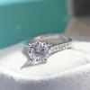 Eenvoudige mode unieke sieraden real 925 sterling zilveren ronde gesneden witte topaz cz diamant edelstenen vrouwen bruidsring voor bruidsring voor lo2965554