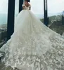 Katedra Train Princess Suknie Ślubne 2020 Off Butterfly Motyl 3D Kwiatowy Koronki Plaża Ogród Bride Wedding Suknia Vestido de N