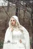 Spetsbröllop gotiska klänningar med kappa plus storlek vintage klocka långärmad keltisk medeltida prinsessa brudklänning