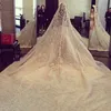 Veli da sposa avorio 5M 1T Cattedrale con strass Cristallo Elegante 1 strato di pizzo Paillettes Bordo in rilievo Velo da sposa da sposa con Com8729904