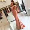 2020 mujeres atractivas del cordón del partido de baile del hombro Ropa formal rosada polvorienta sirena vestidos de noche largo Arabia Saudita barato dama de honor