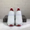 Fashion Luxury Uomo Donna Casual Spikes Scarpe con strass Ladies Party Walking Shoes Sneakers Chaussures De Sport Slip on