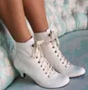 새로운 여성 겨울 신발 빈티지 마틴 부티 패션 잔 하이힐 유럽 스타일 레이스 업 앵클 부츠 저렴한 신발 큰 크기 35-43