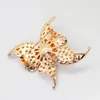 Fashion freshwater pearl jewelry alloy diamond-shaped butterfly-shaped pearl brooch for the wife's charm gift