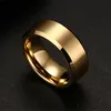Hurtowe 50pc Pierścienie ze stali nierdzewnej Srebrna złota czarna szerokość 8 mm Pierścień dla mężczyzn Kobiet biżuterii moda zupełnie nowa wysyłka