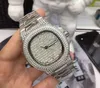 Top Luxury Mens Watch 5711 Import Automatic Movement All Diamond Watch 40mm Cadran Saphir Dos Transparent 50m Étanche Super Lumineux