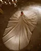 2020 Illusion Robe De Bal Robe De Mariée Bijou Manches Longues Appliqued Paillettes Perlées Robe De Mariée Robes De Mariée Sur Mesure Robe De Mariée